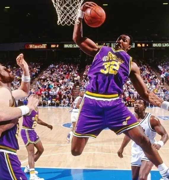 他能够与现 他能够与现