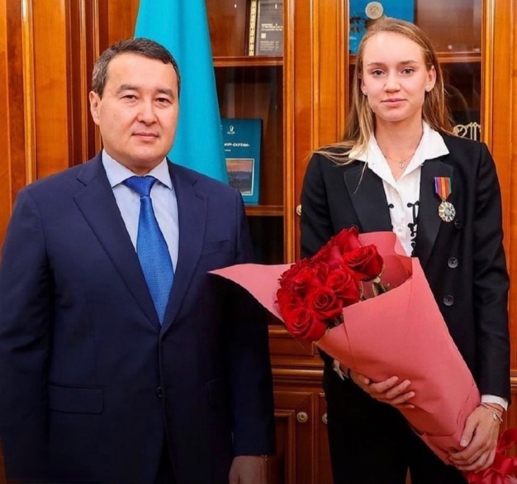 技手段和多 技手段和多